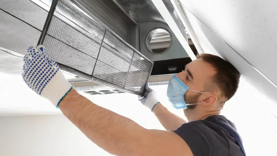 professional cleaning air ducts